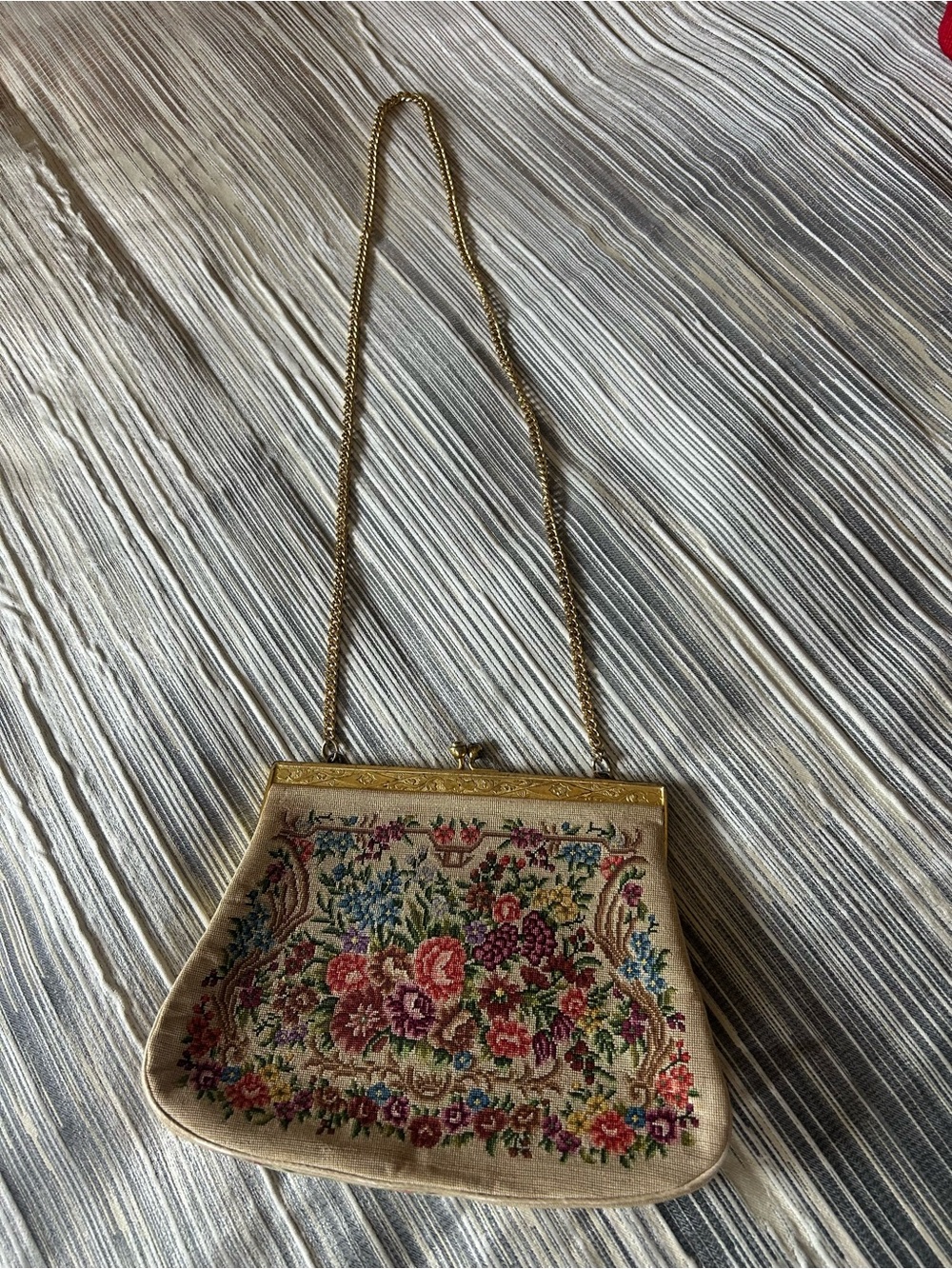 Vintage Floral Tapestry Shoulder Bag in Beige and Multicolor